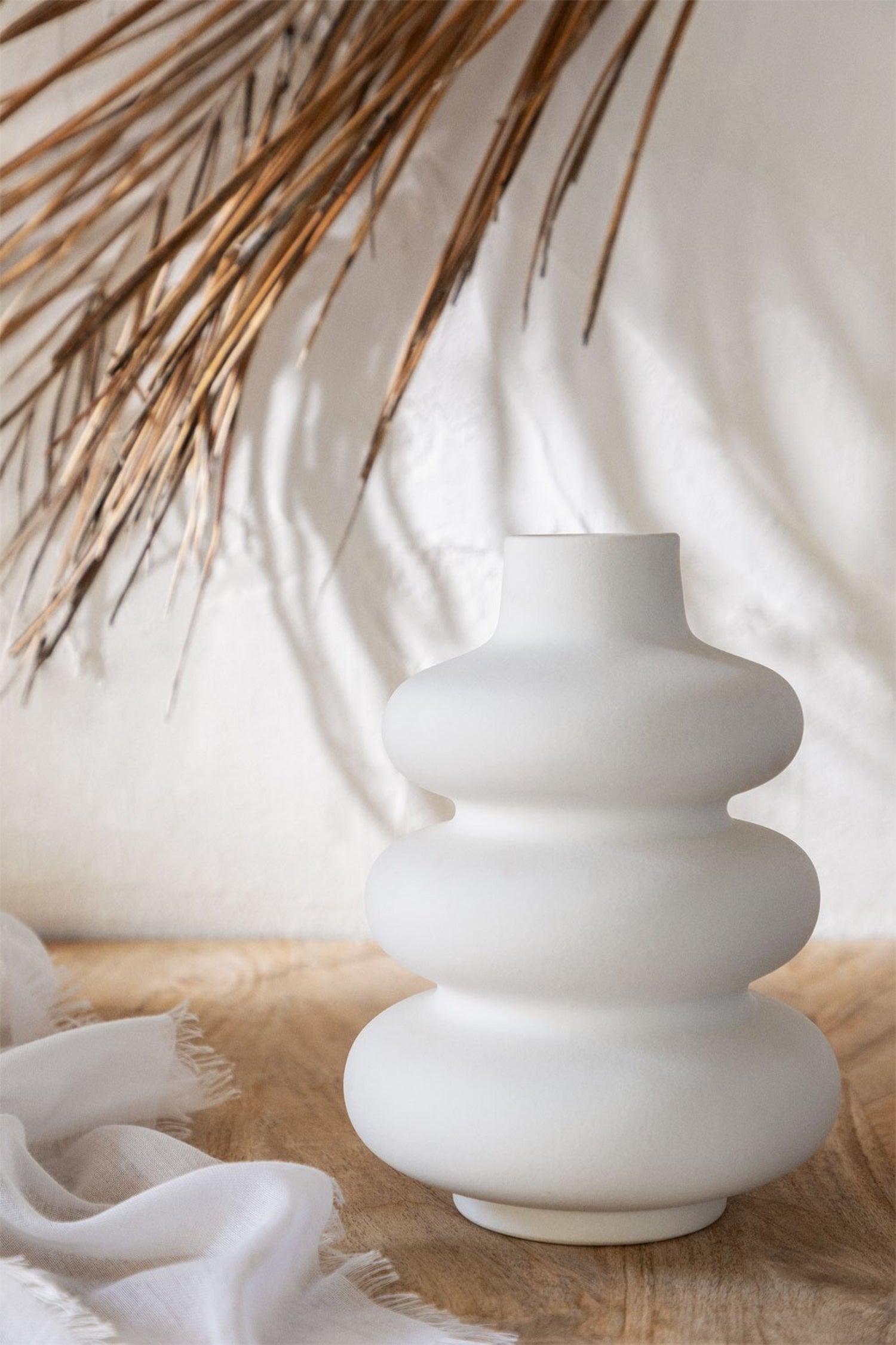 Weiße WaveForm Dekorative Vase